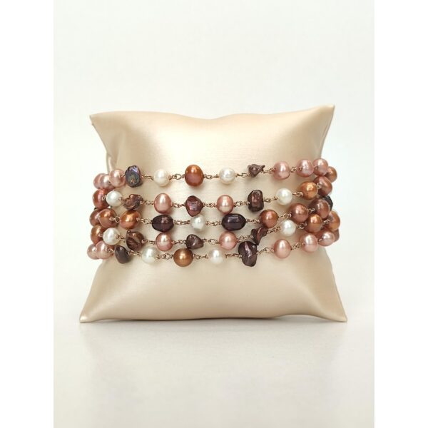 Bratara prestige cu cinci siraguri de perle Bratara prestige cu cinci siraguri de perle