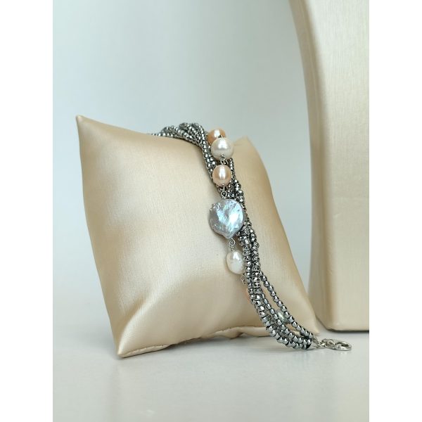 Bratara celeste din hematit natural si perle 2 Bratara celeste din hematit natural si perle 2