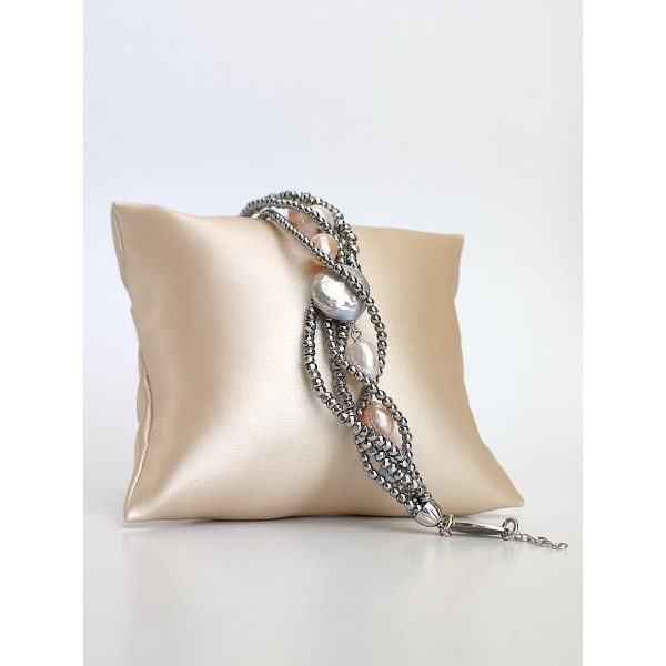 Bratara celeste din hematit natural si perle Bratara celeste din hematit natural si perle