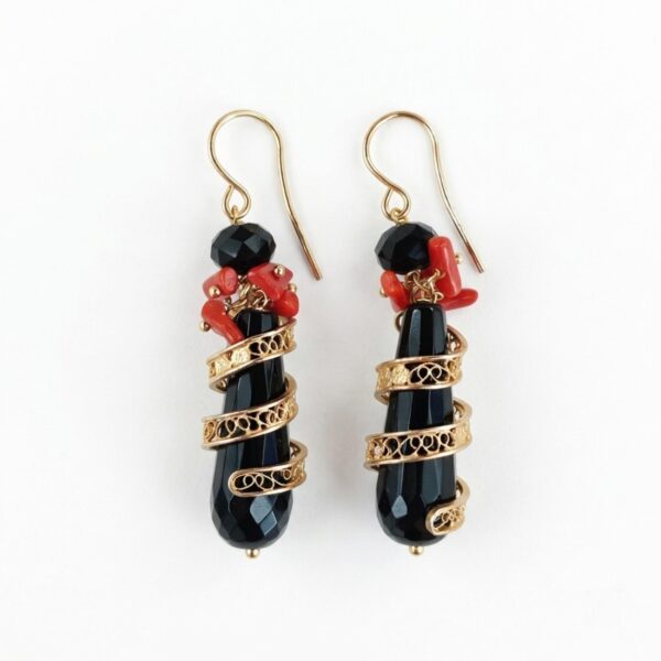 Cercei sharon din agat negru coral si spirale filigran