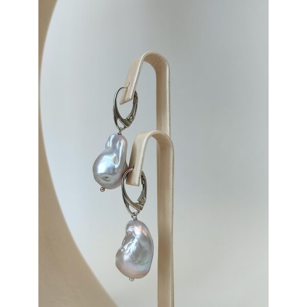 Set imposing din perle baroc gri 2 Set imposing din perle baroc gri 2