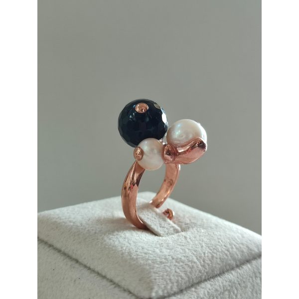 Inel trilogy din agat negru si perle 3 Inel trilogy din agat negru si perle 3