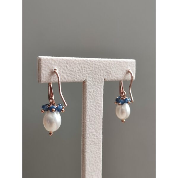 Cercei verda din agat albastru safir si perle 1 Cercei verda din agat albastru safir si perle 1