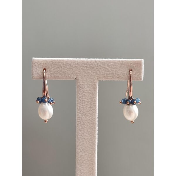 Cercei verda din agat albastru safir si perle 2 Cercei verda din agat albastru safir si perle 2