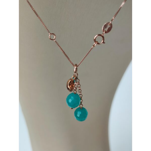 Colier cherry cu pandantiv din jad verde acvatic Colier cherry cu pandantiv din jad verde acvatic