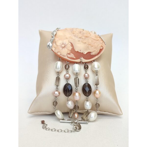 Bratara noble din perle roz cuart fumuriu si camee 1 Bratara noble din perle roz cuart fumuriu si camee 1