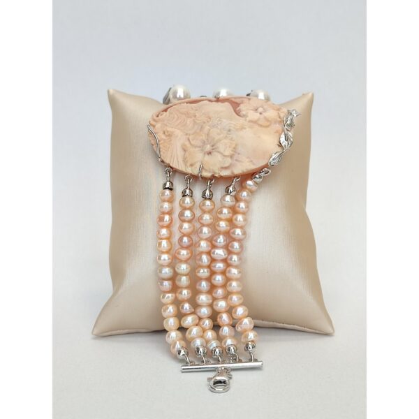 Bratara noble din perle roz cuart fumuriu si camee 2 Bratara noble din perle roz cuart fumuriu si camee 2