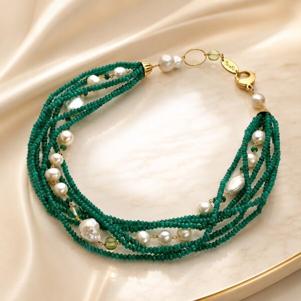Colier greta din agat verde smarald si perle Colier greta din agat verde smarald si perle