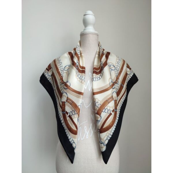 Batic-Casual-1