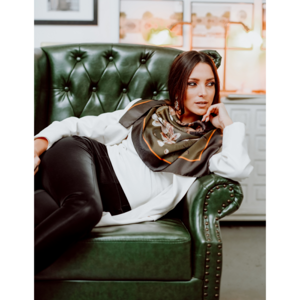 Batic-Secret-Garden-kaki5 Batic-Secret-Garden-kaki5