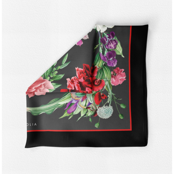 Batic-Secret-Garden-negru1 Batic-Secret-Garden-negru1