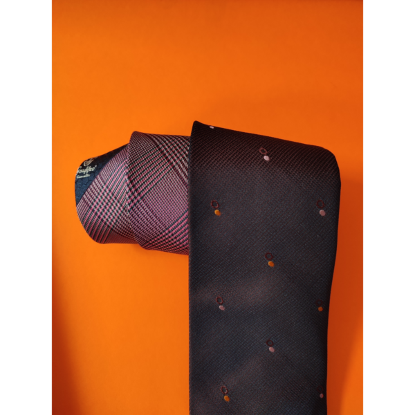 Cravata-matase-cu-nod-in-contrast-n2506-a Cravata-matase-cu-nod-in-contrast-n2506-a