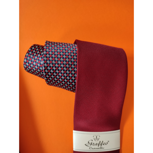 Cravata-matase-cu-nod-in-contrast-n2797a Cravata-matase-cu-nod-in-contrast-n2797a