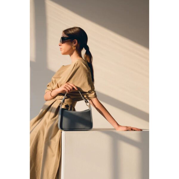 Gigi-Leather-Handbag-French-Blue poseta-gigi-french-blue-din-piele-naturala