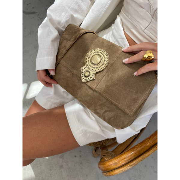 Poseta-Aurora-Mocca-3 Poseta-Aurora-Mocca-3