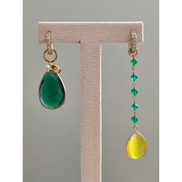 cercei-fantasy-asimetrici-din-agat-galben-si-cuart-verde cercei-fantasy-asimetrici-din-agat-galben-si-cuart-verde