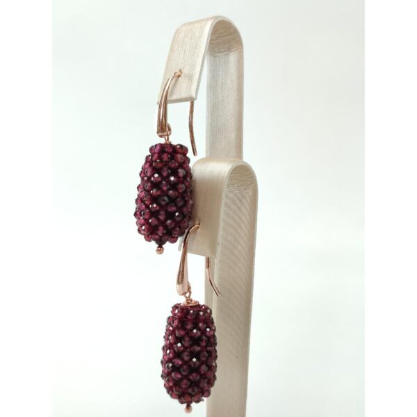 cercei-goccia-din-granat-fatetat cercei-goccia-din-granat-fatetat