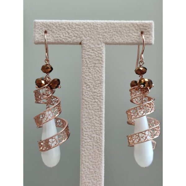 cercei-sharon-din-agat-alb-si-spirale-filigran-1 cercei-sharon-din-agat-alb-si-spirale-filigran-1