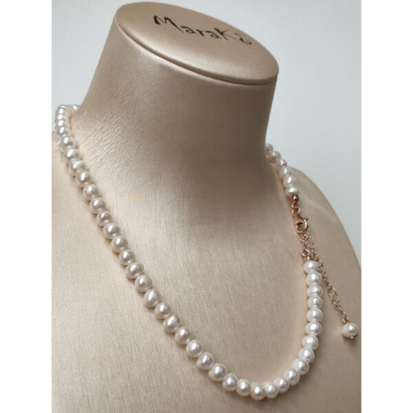 colier-royal-la-baza-gatului-din-perle-de-cultura-albe-2 colier-royal-la-baza-gatului-din-perle-de-cultura-albe-2