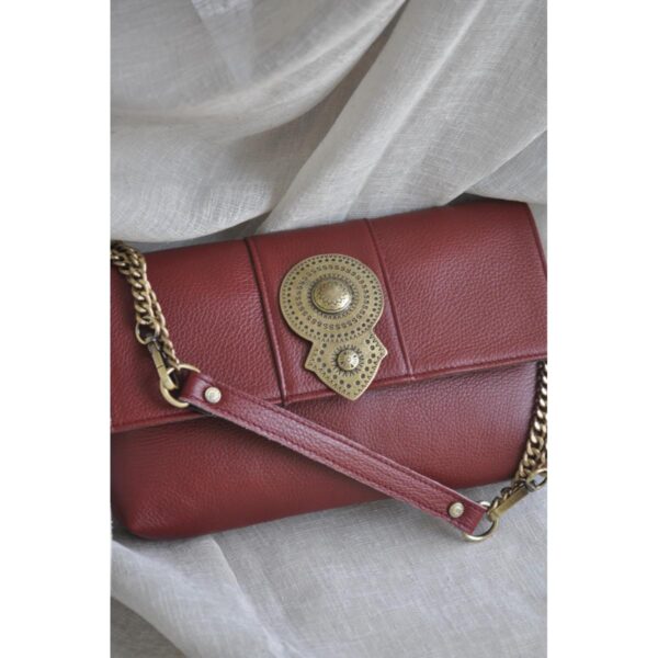 poseta-aurora-cherry-red-din-piele-naturala-1 poseta-aurora-cherry-red-din-piele-naturala-1