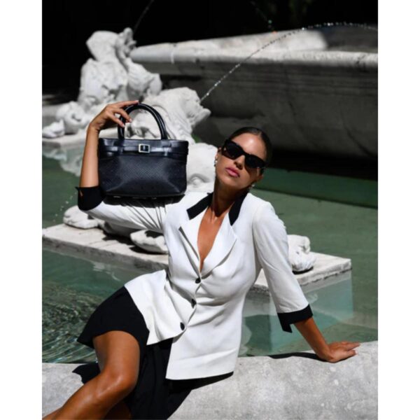 poseta-emily-neagra-din-piele-naturala-3 poseta-emily-neagra-din-piele-naturala-3