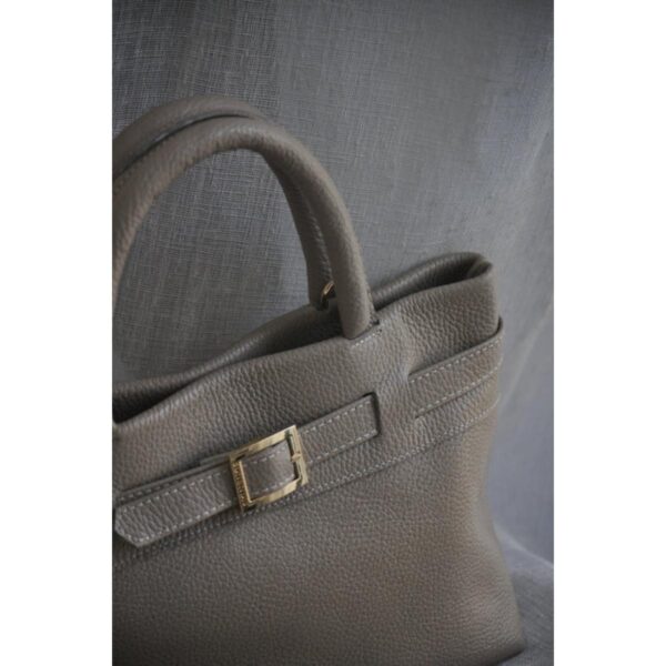 poseta-emily-taupe-din-piele-naturala-1 poseta-emily-taupe-din-piele-naturala-1