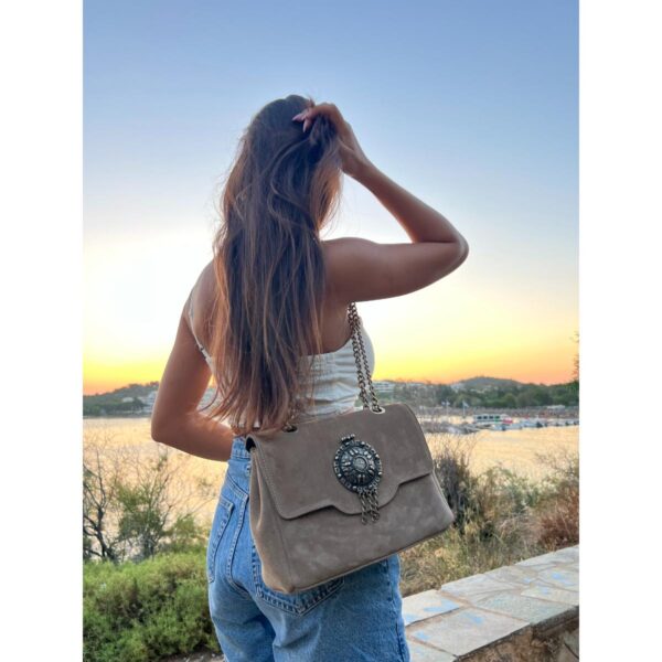 poseta-estella-mocca-2 poseta-estella-mocca-2