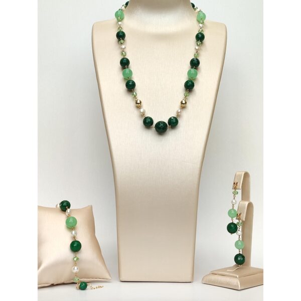 Set spring din agat cuart jad si perle 3 Set spring din agat cuart jad si perle 3