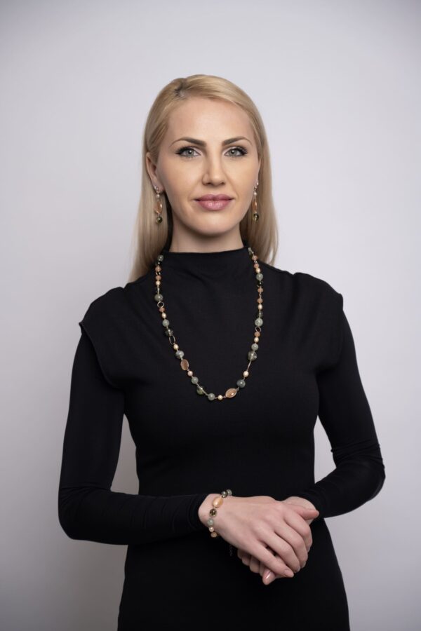 Set-Gloria-din-jad-cuart-si-perle-roz-scaled Set-Gloria-din-jad-cuart-si-perle-roz-scaled