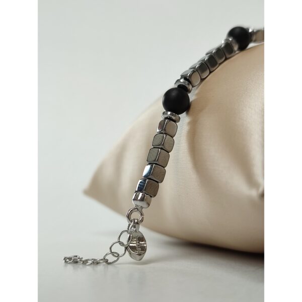 Bratara uranio din hematit si agat negru satinat 1 Bratara uranio din hematit si agat negru satinat 1