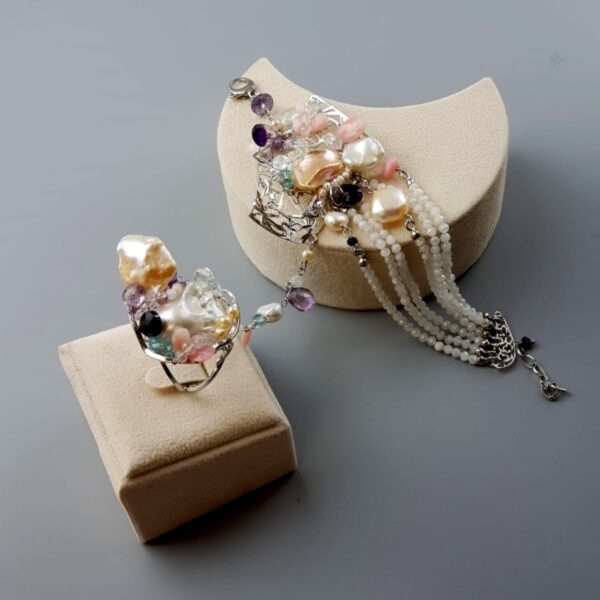 Bratara si inel brideluxe din opal labradorit acvamarin si perle Bratara si inel brideluxe din opal labradorit acvamarin si perle