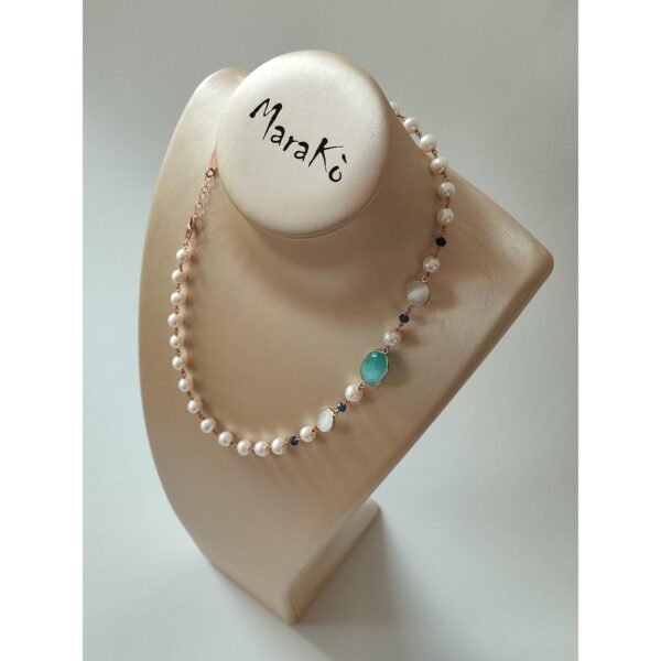 Colier jolie din perle jad verde acvatic si agat alb 1 Colier jolie din perle jad verde acvatic si agat alb 1