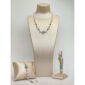 Set jolie din perle jad verde acvatic si agat alb 1