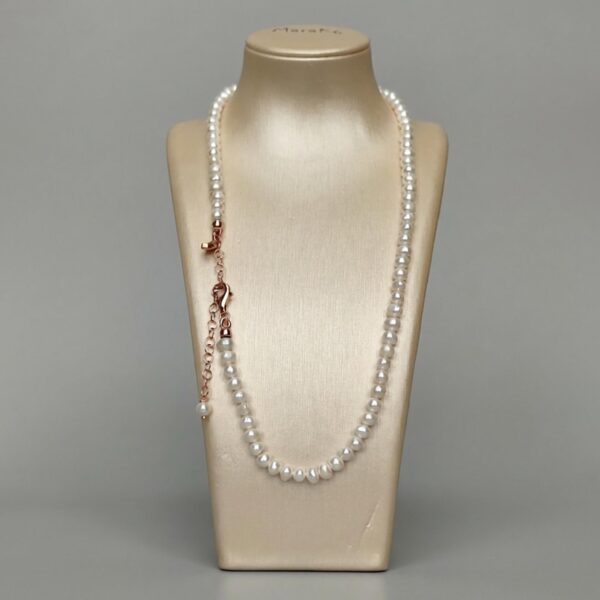 Colier royal din perle albe cu sfere de 5 mm Colier royal din perle albe cu sfere de 5 mm