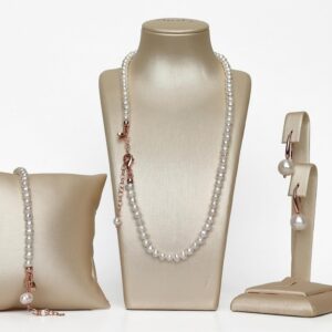 Set royal din perle albe cu sfere de 5 mm 2