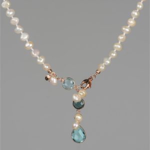 Choker Jolly din perle și cuarț albastru celest