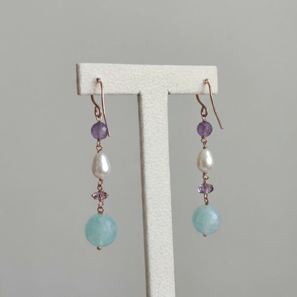 Cercei vivien din fluorit ametist si perle 2 Cercei vivien din fluorit ametist si perle 2
