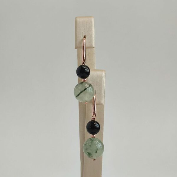 Cercei clarity din agat negru si cuart verde 2 Cercei clarity din agat negru si cuart verde 2