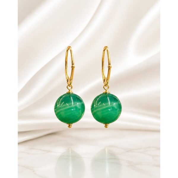 Cercei vibrant din agat verde smarald 3