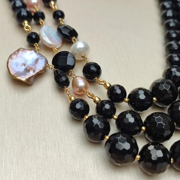 Colier dream din agat negru si perle 3 Colier dream din agat negru si perle 3