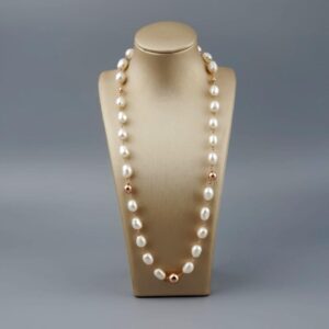 Colier venus din perle de cultura albe