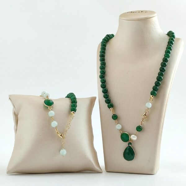 Set lilou din agat verde diaspor si cuart Set lilou din agat verde diaspor si cuart