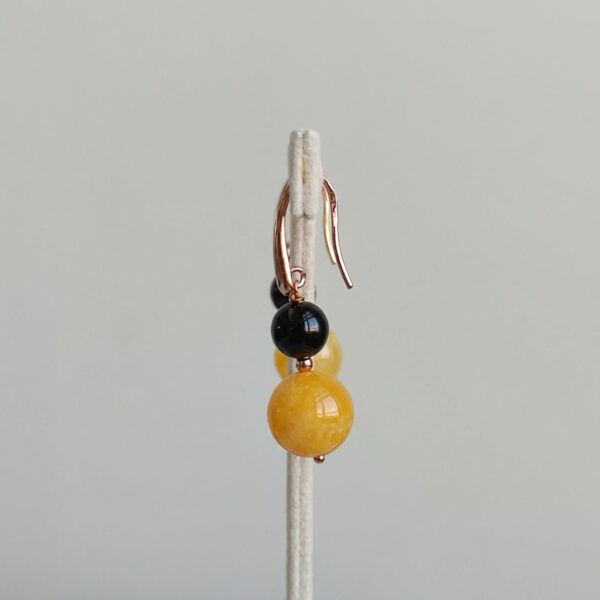 Cercei mara din agat negru si galben 1 Cercei mara din agat negru si galben 1