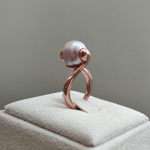 Inel essence cu perla gri 1 Inel essence cu perla gri 1